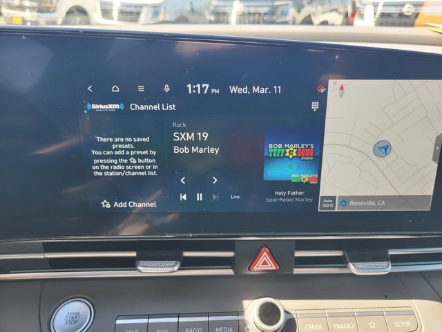 Used 2024 Hyundai Elantra SEL image 23