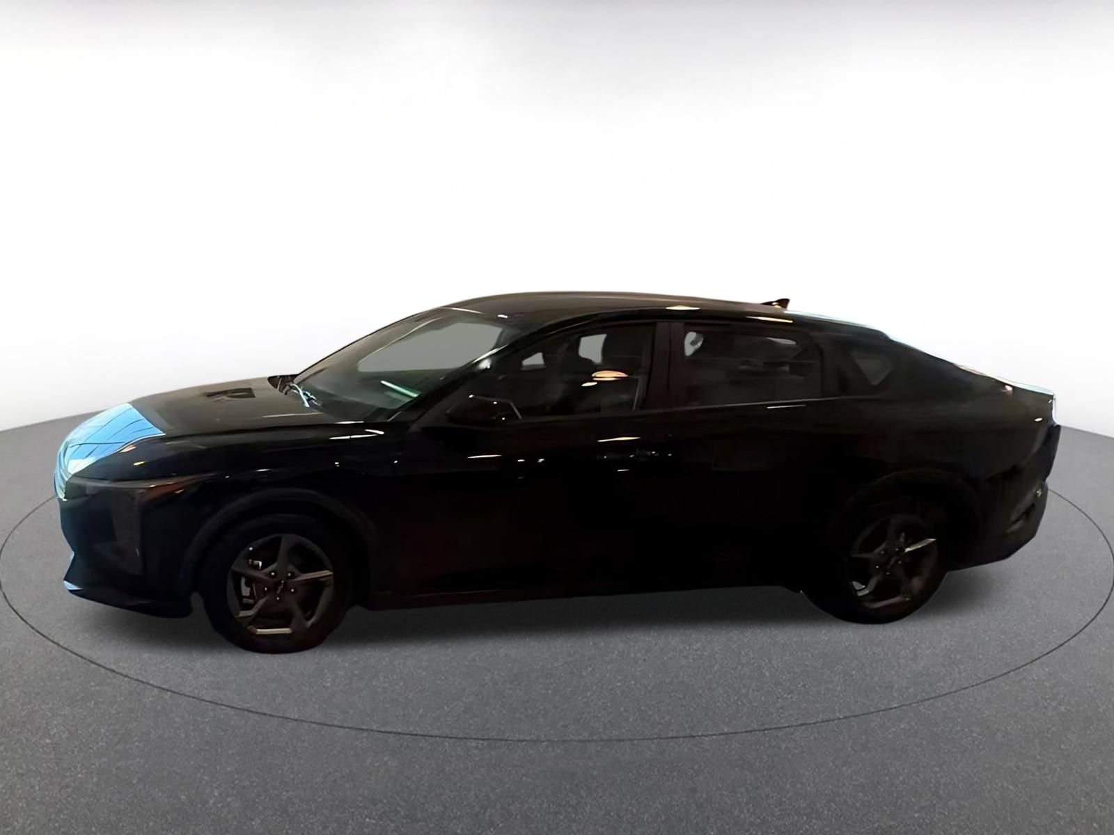 Used 2025 Kia K4 FWD image 12