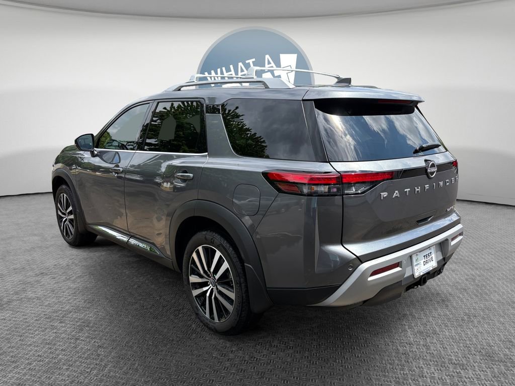 Used 2025 Nissan Pathfinder Platinum w/ Cargo Package FWD image 6