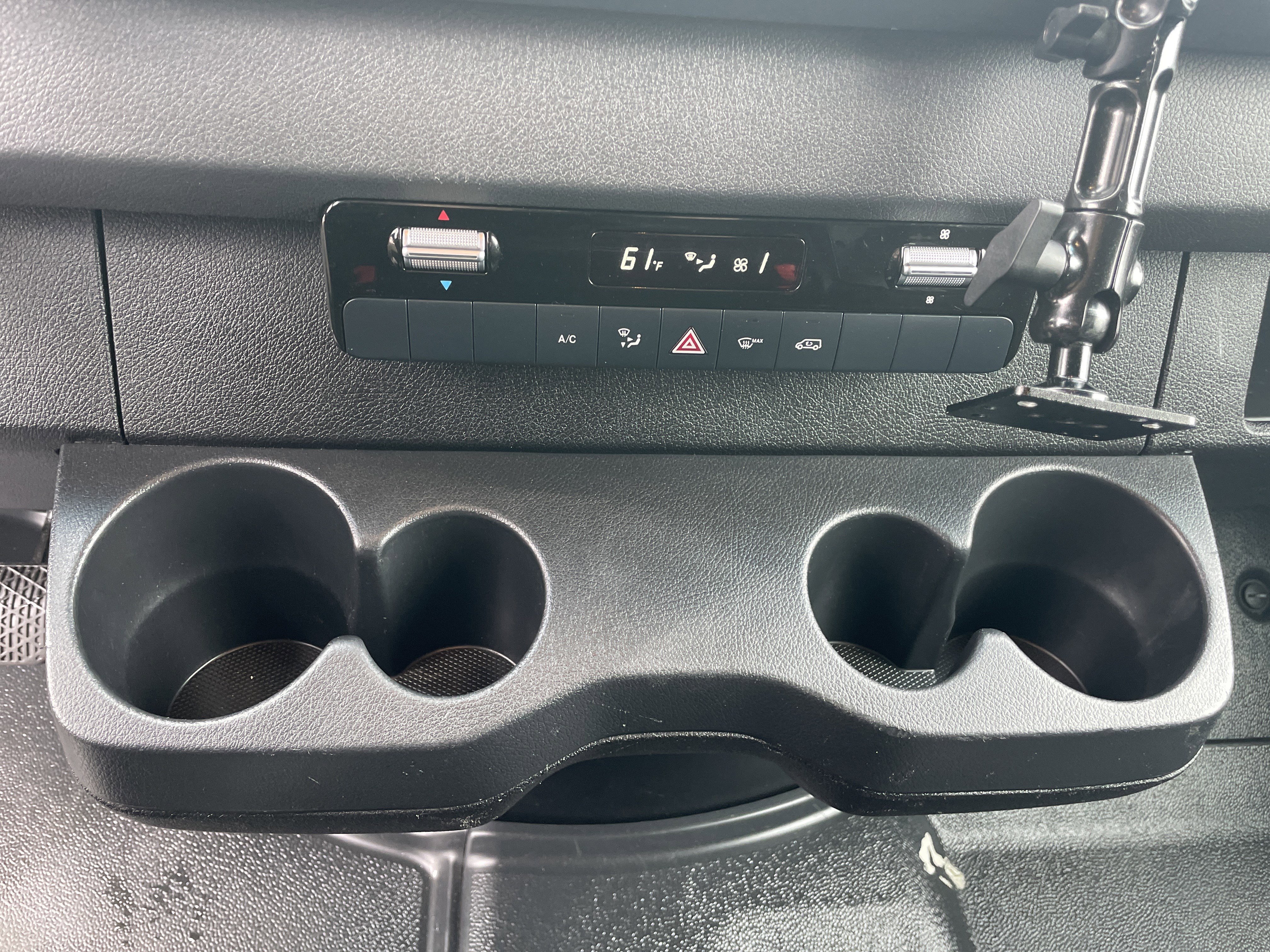 Used 2019 Mercedes-Benz Sprinter 1500 image 39