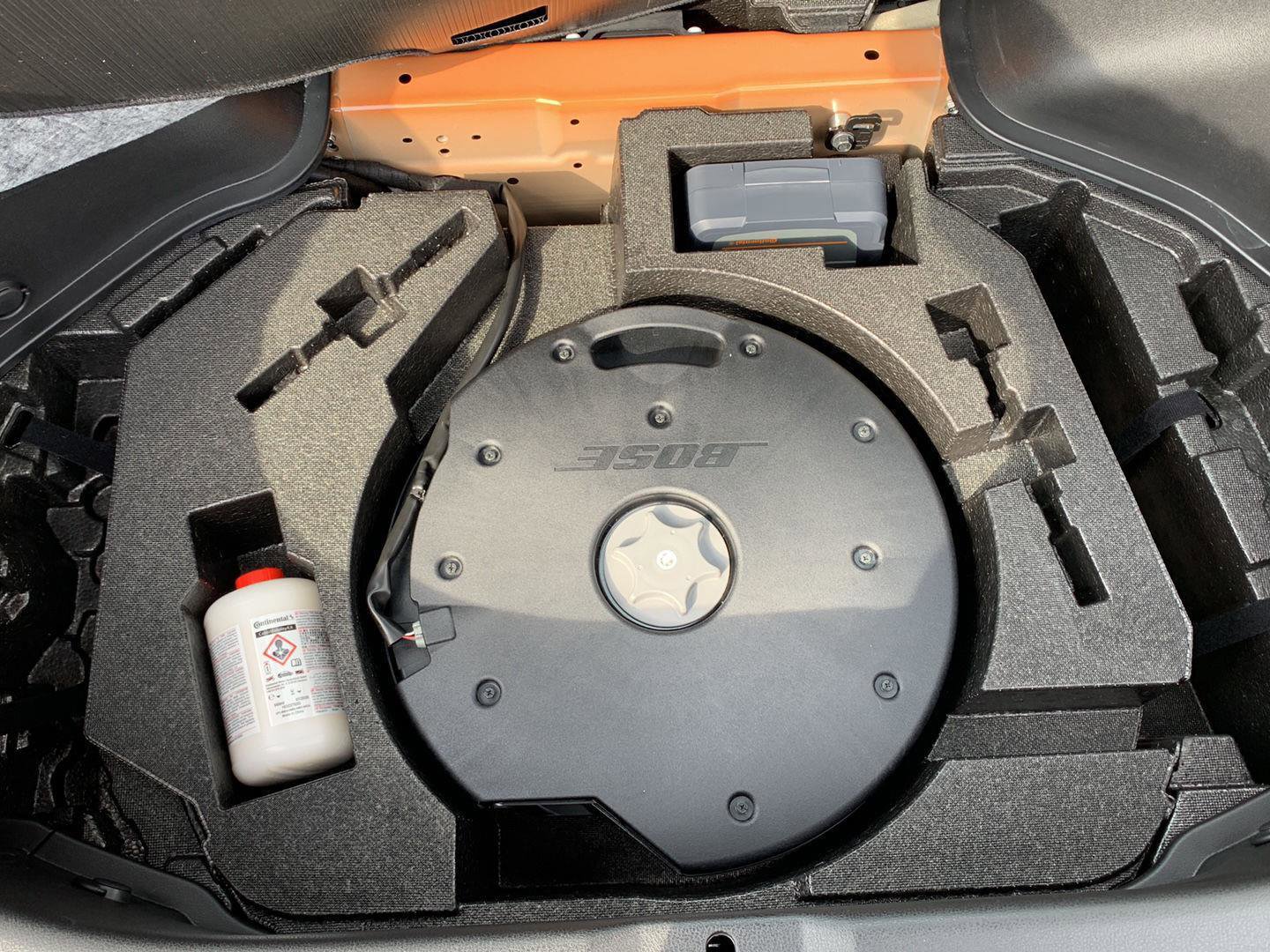 Certified 2024 Nissan Z Performance w/ Heritage Edition image 30