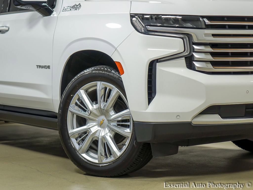 Used 2024 Chevrolet Tahoe High Country w/ Premium Package AWD/4WD image 4
