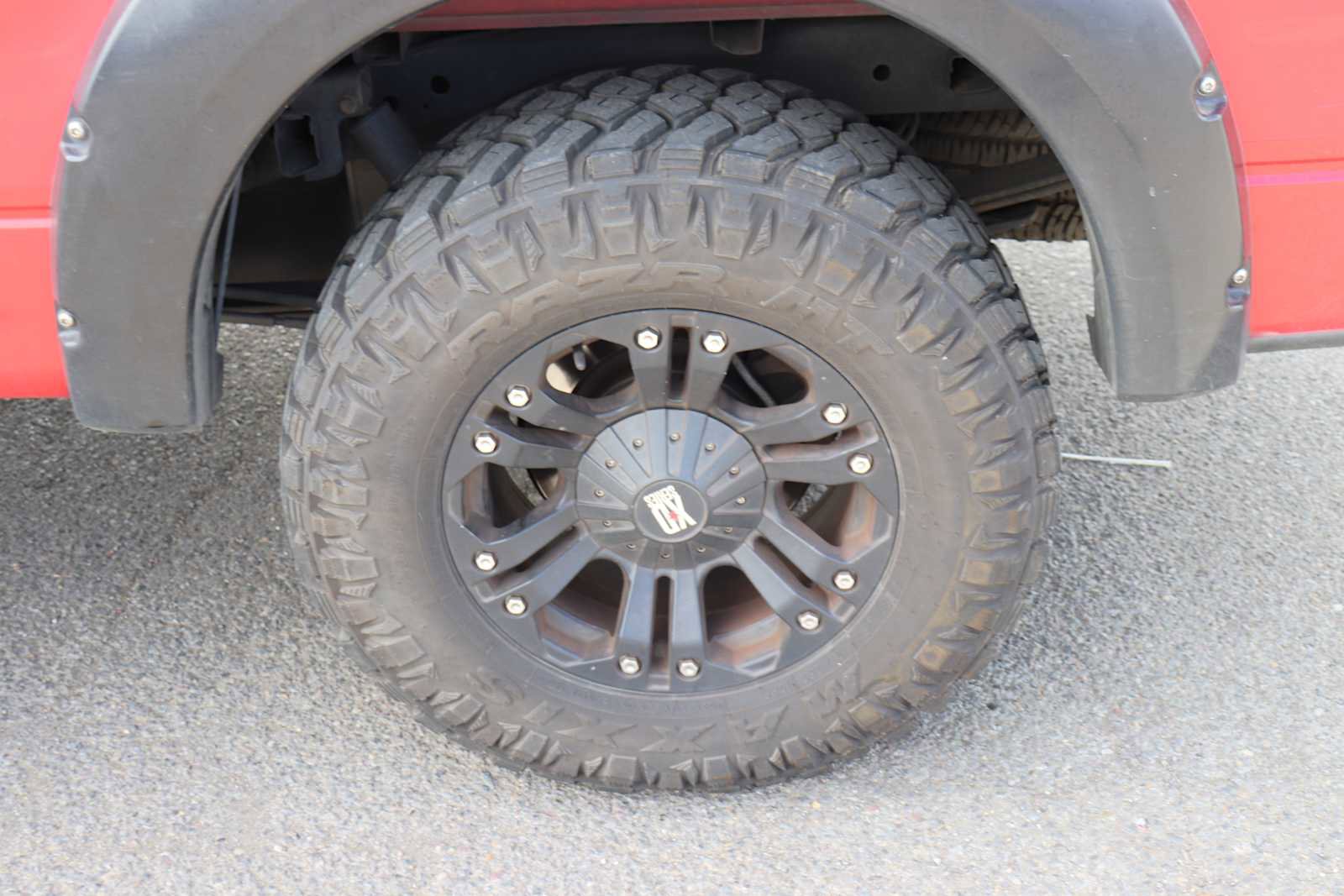 Used 2014 Ford F150 XLT w/ Trailer Tow Package image 9