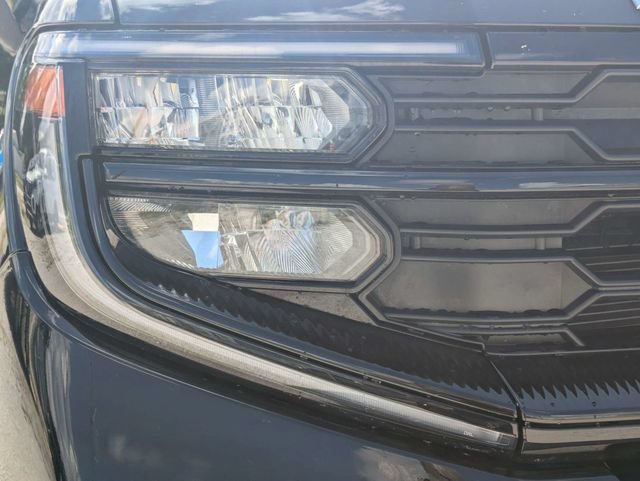 Used 2025 Ford Expedition Active AWD/4WD image 9