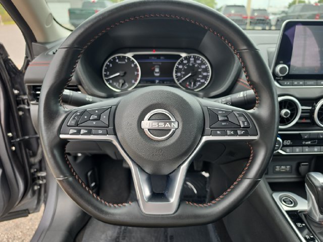 Used 2025 Nissan Sentra SR FWD image 23