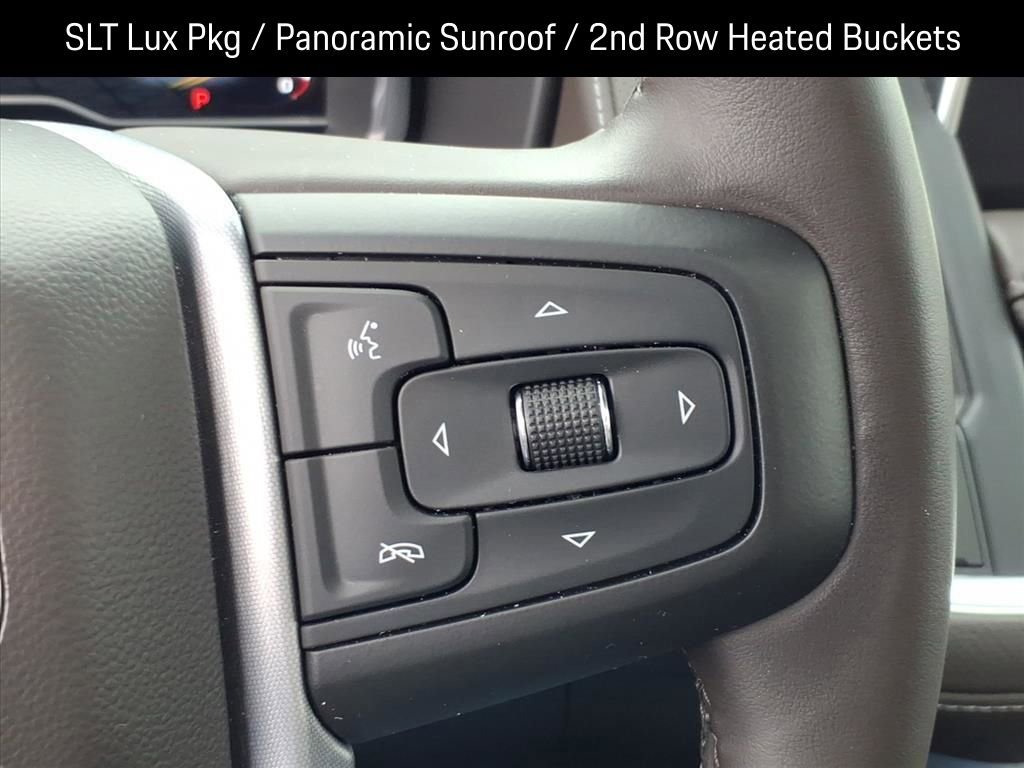 Used 2023 GMC Yukon SLT w/ SLT Luxury Package image 24