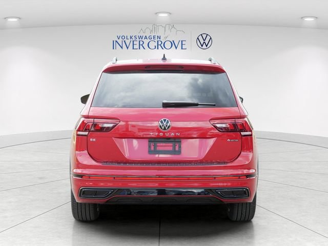 Certified 2024 Volkswagen Tiguan SE R-Line AWD/4WD image 6