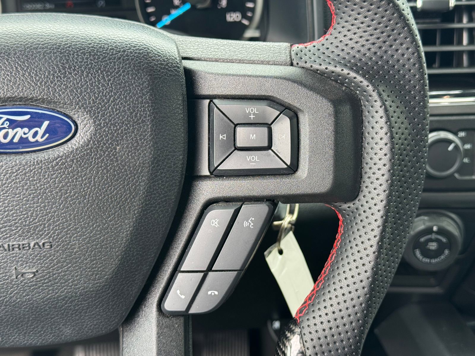 Used 2018 Ford F150 XLT AWD/4WD image 30