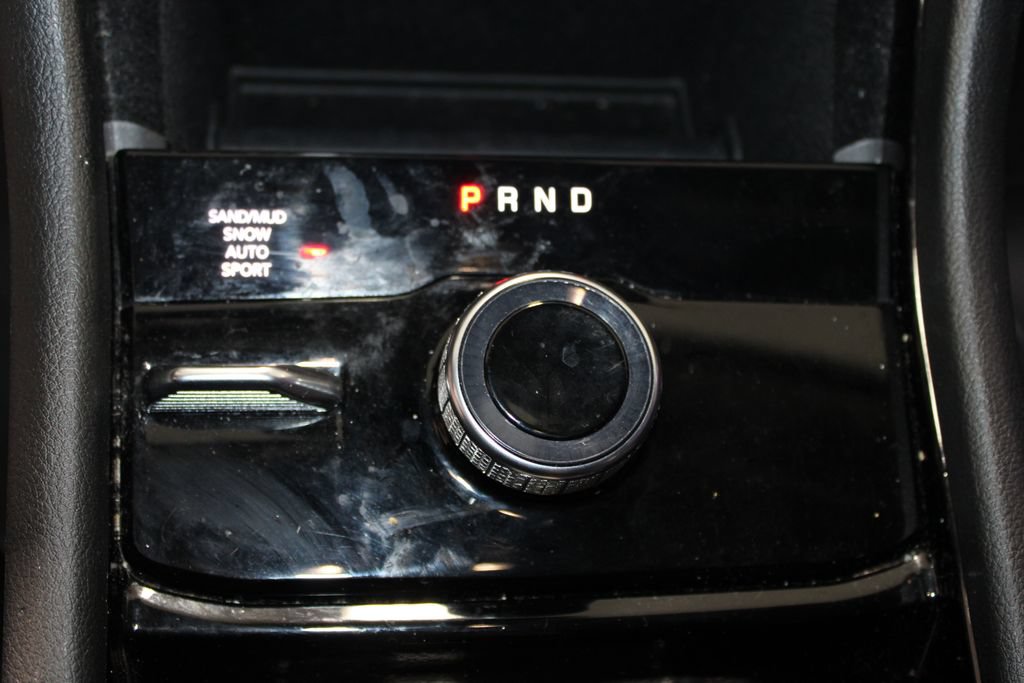 Used 2022 Jeep Grand Cherokee Limited AWD/4WD image 28