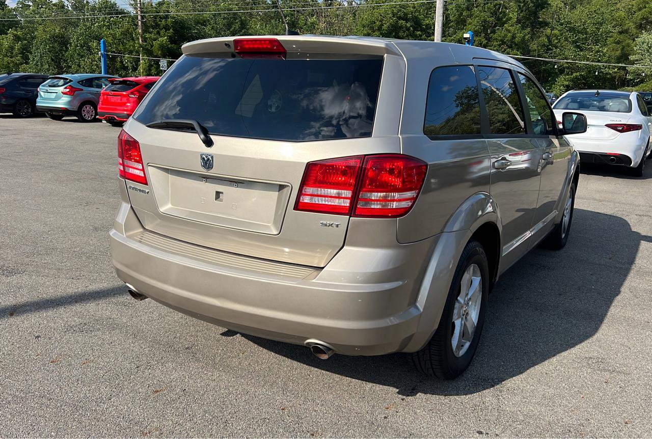 Used 2009 Dodge Journey SXT w/ Flexible Seating Group FWD image 6