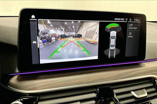 Used 2023 BMW 530i xDrive w/ Premium Package image 22