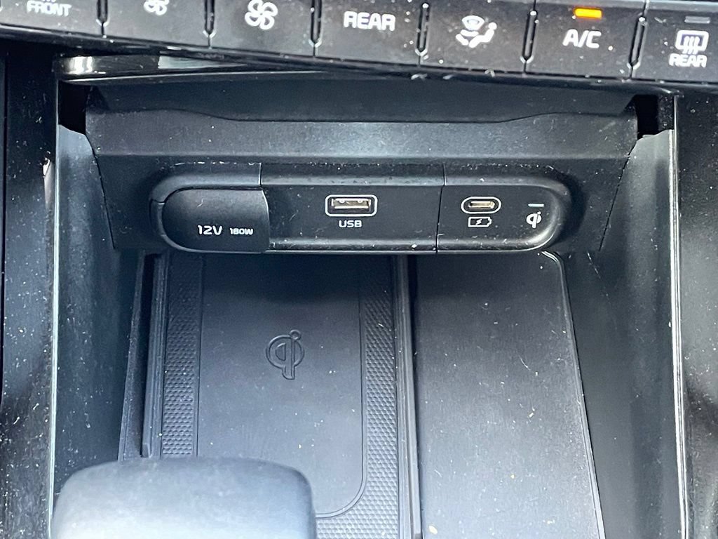 Certified 2023 Kia Telluride S w/ S Sunroof Package AWD/4WD image 17