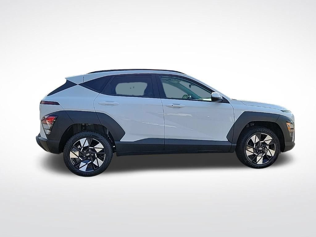 Used 2024 Hyundai Kona SEL AWD/4WD image 6