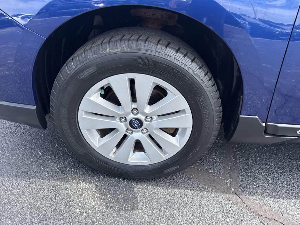 Used 2017 Subaru Outback 2.5i Premium AWD/4WD image 20