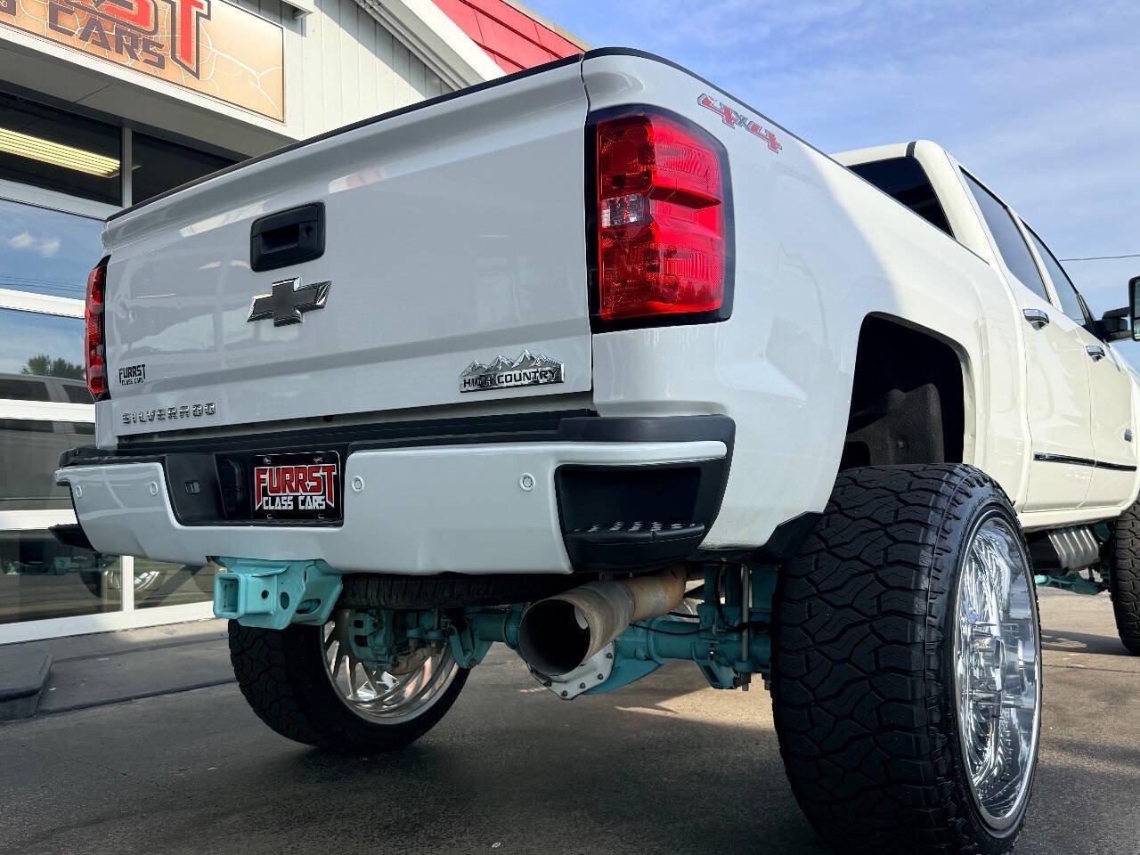Used 2017 Chevrolet Silverado 2500 High Country w/ Duramax Plus Package AWD/4WD image 8