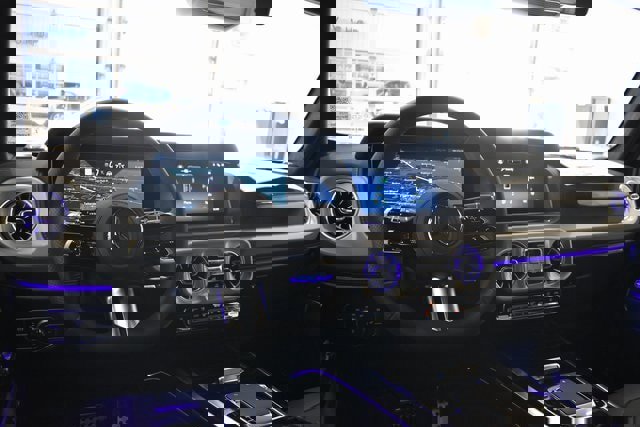 Used 2025 Mercedes-Benz G 550 image 26