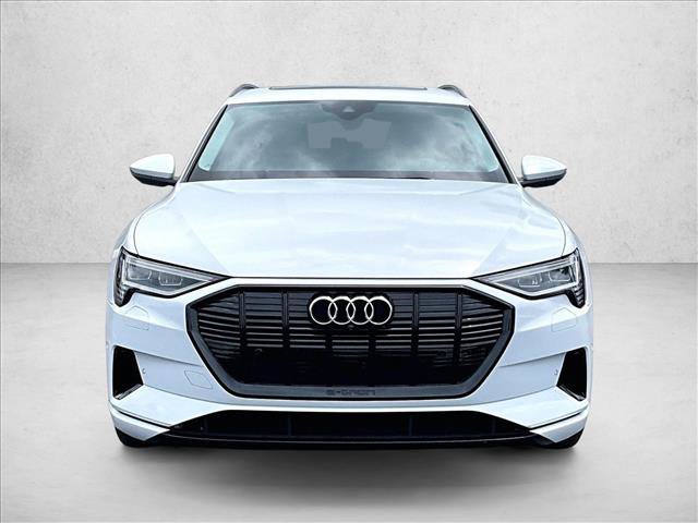 Used 2022 Audi e-tron Premium AWD/4WD image 3