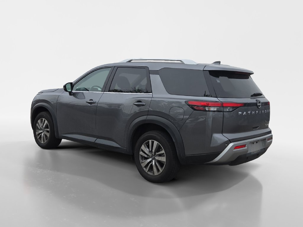 Used 2025 Nissan Pathfinder SL AWD/4WD image 3