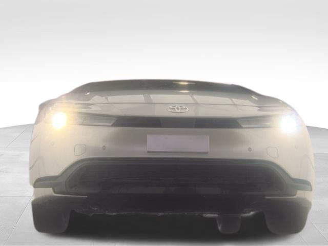 Used 2024 Toyota Prius LE image 6