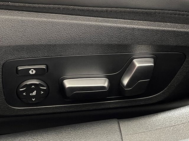 New 2026 BMW M850i xDrive w/ M Carbon Exterior Package image 14