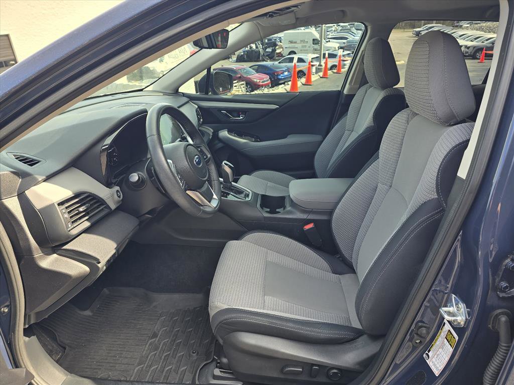 Used 2025 Subaru Outback Premium w/ Popular Package #1A image 12