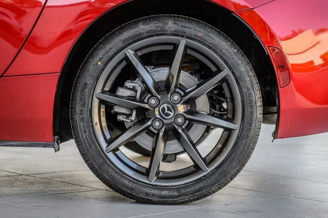 Used 2016 MAZDA MX-5 Miata Club RWD image 20