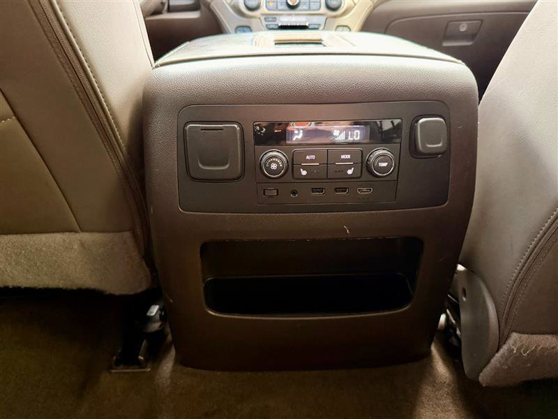 Used 2017 GMC Yukon XL Denali w/ Open Road Package AWD/4WD image 29