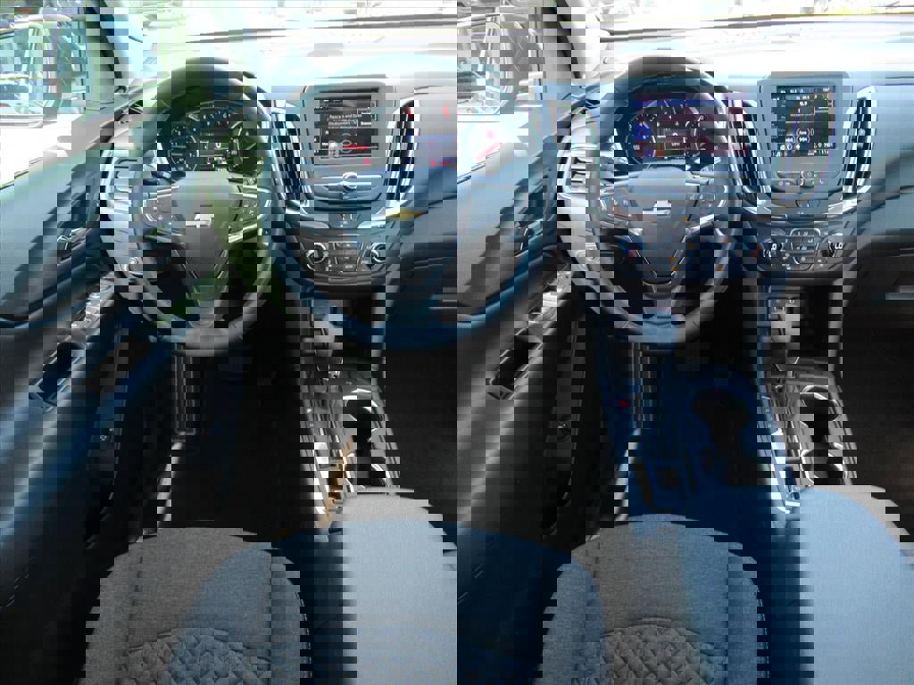 Used 2024 Chevrolet Equinox LT image 14