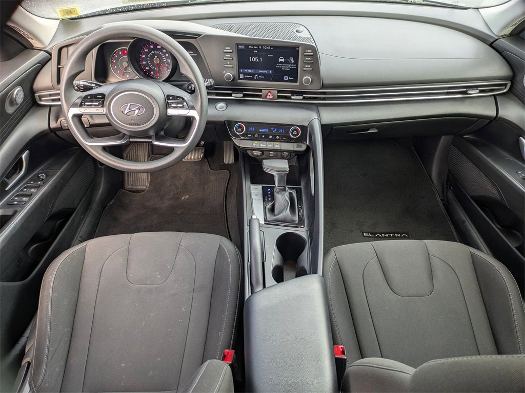 Used 2021 Hyundai Elantra SEL image 24