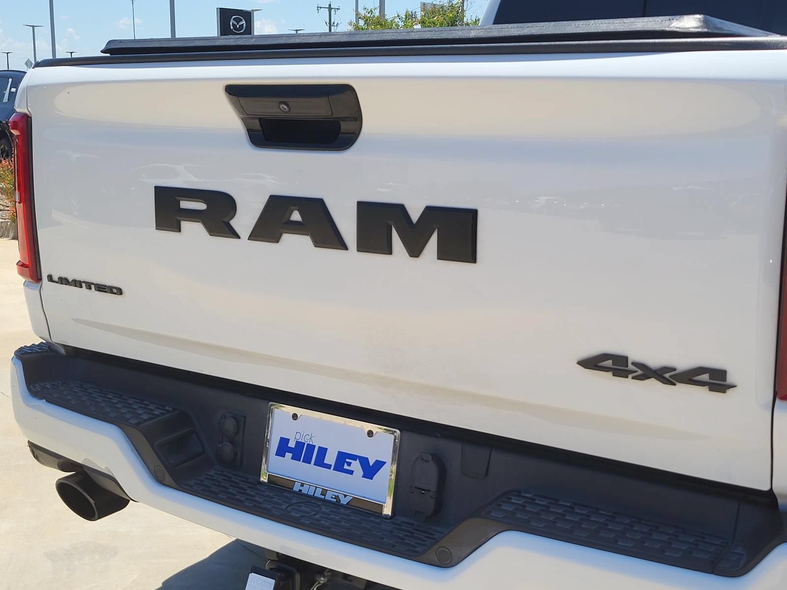 Used 2025 RAM 1500 Limited AWD/4WD image 6
