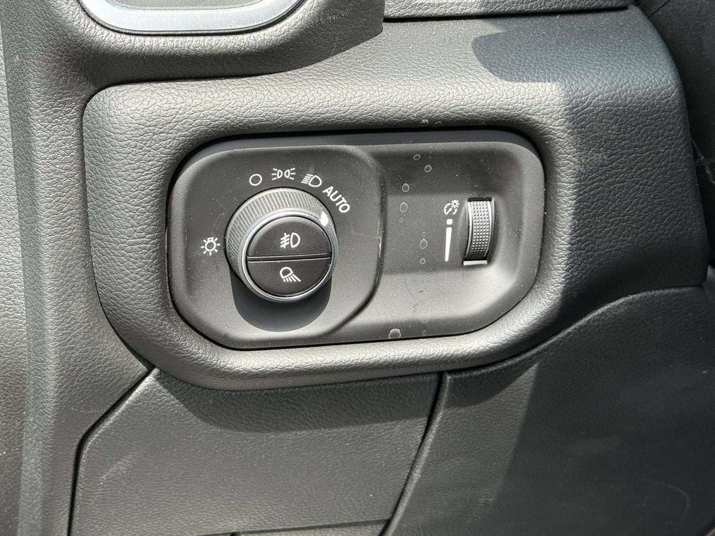 New 2026 RAM 2500 Big Horn AWD/4WD image 22