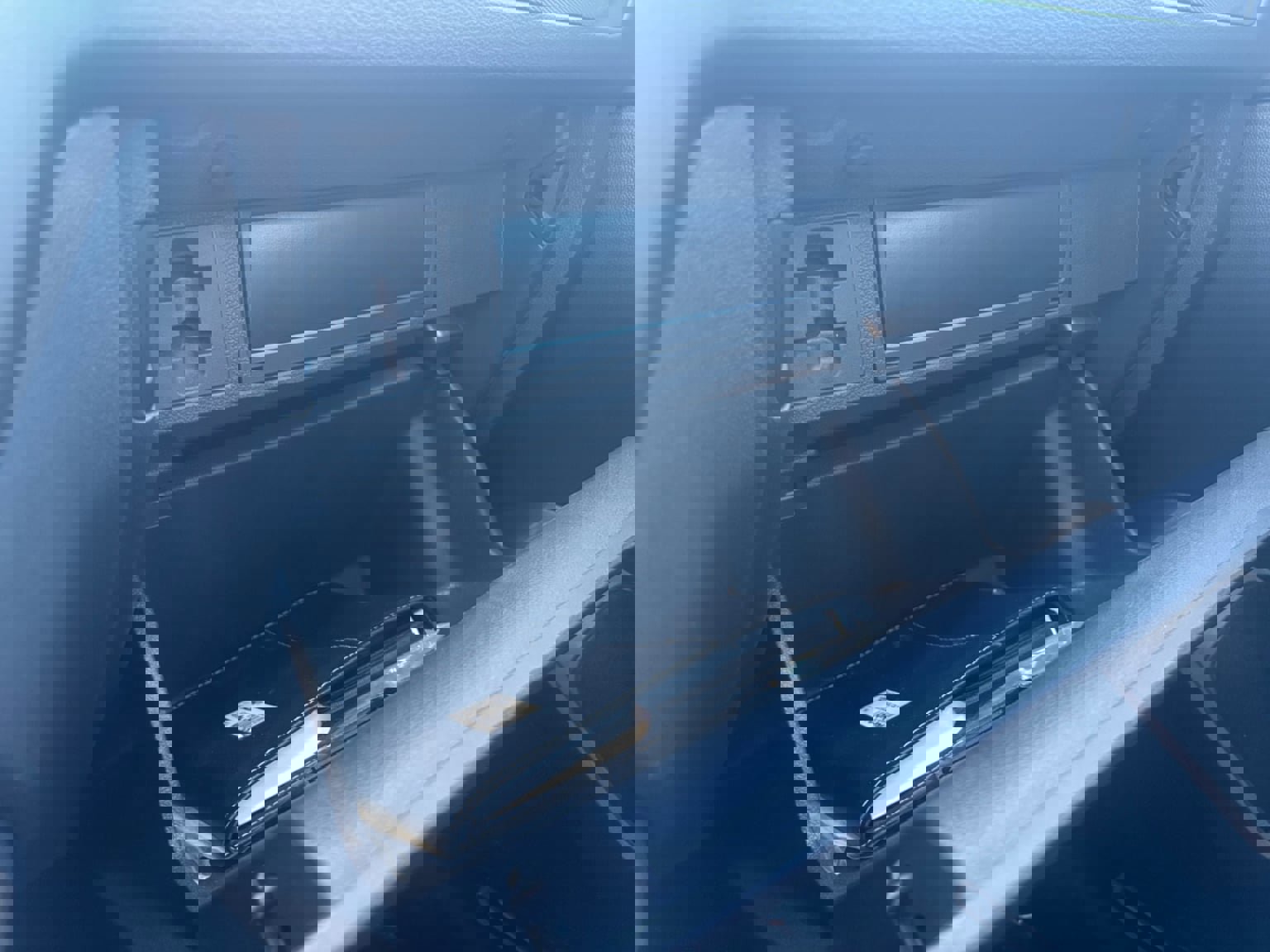 Used 2024 Volkswagen Tiguan SE R-Line image 22