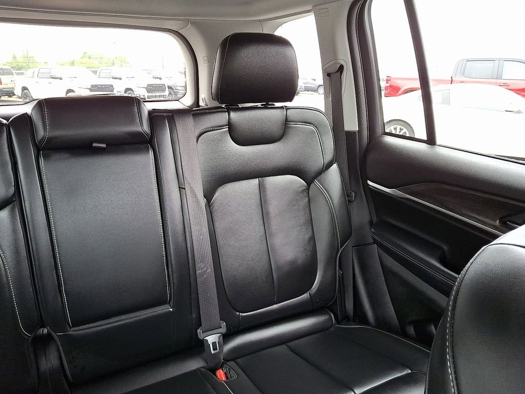 Used 2022 Jeep Grand Cherokee Limited AWD/4WD image 21