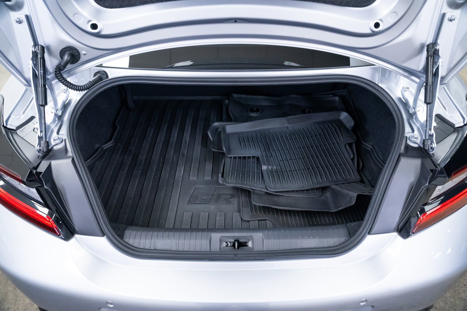 Used 2024 Toyota GR86 Premium RWD image 8