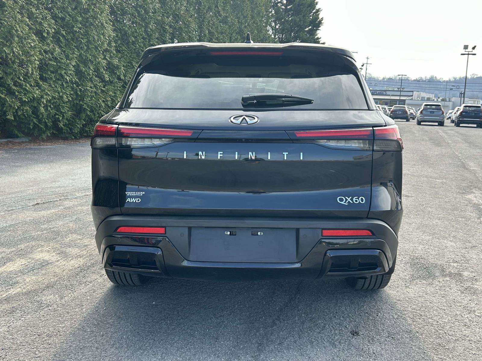 Used 2023 INFINITI QX60 Pure image 4