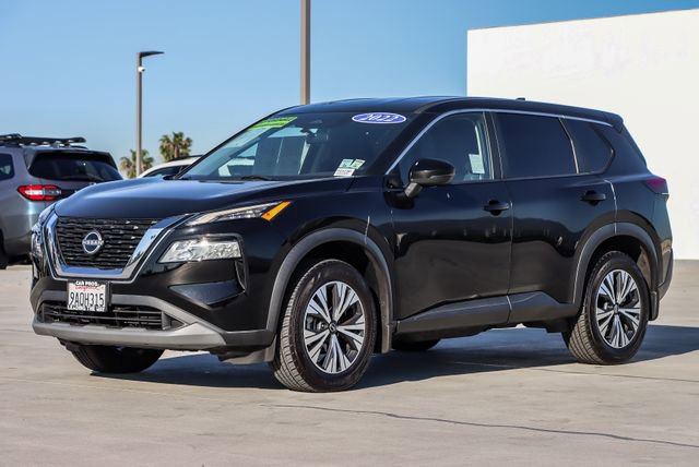Used 2022 Nissan Rogue SV image 5