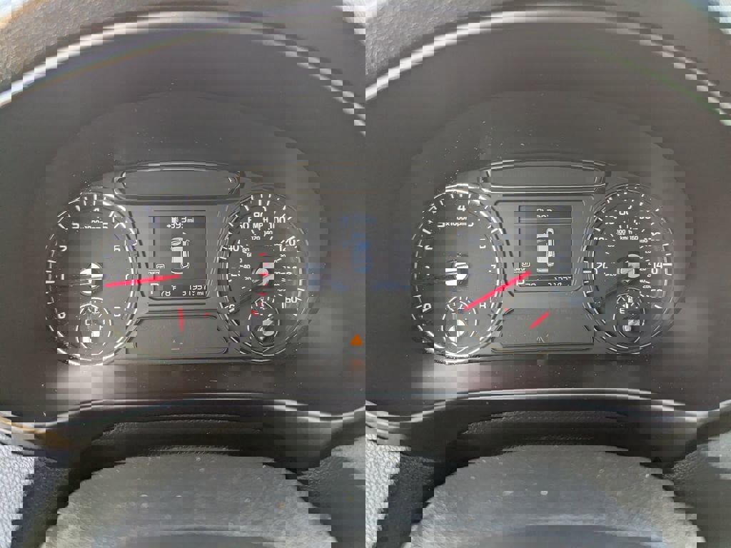 Used 2020 Kia Sorento LX image 27