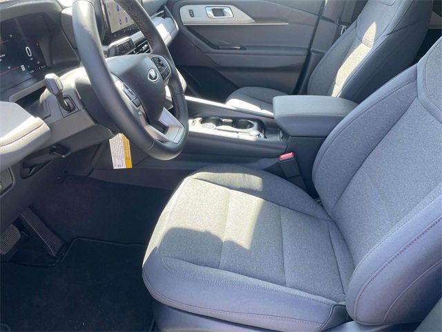 New 2025 Ford Explorer Active image 15