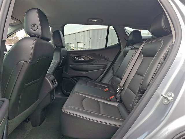 Used 2024 GMC Terrain SLT image 9