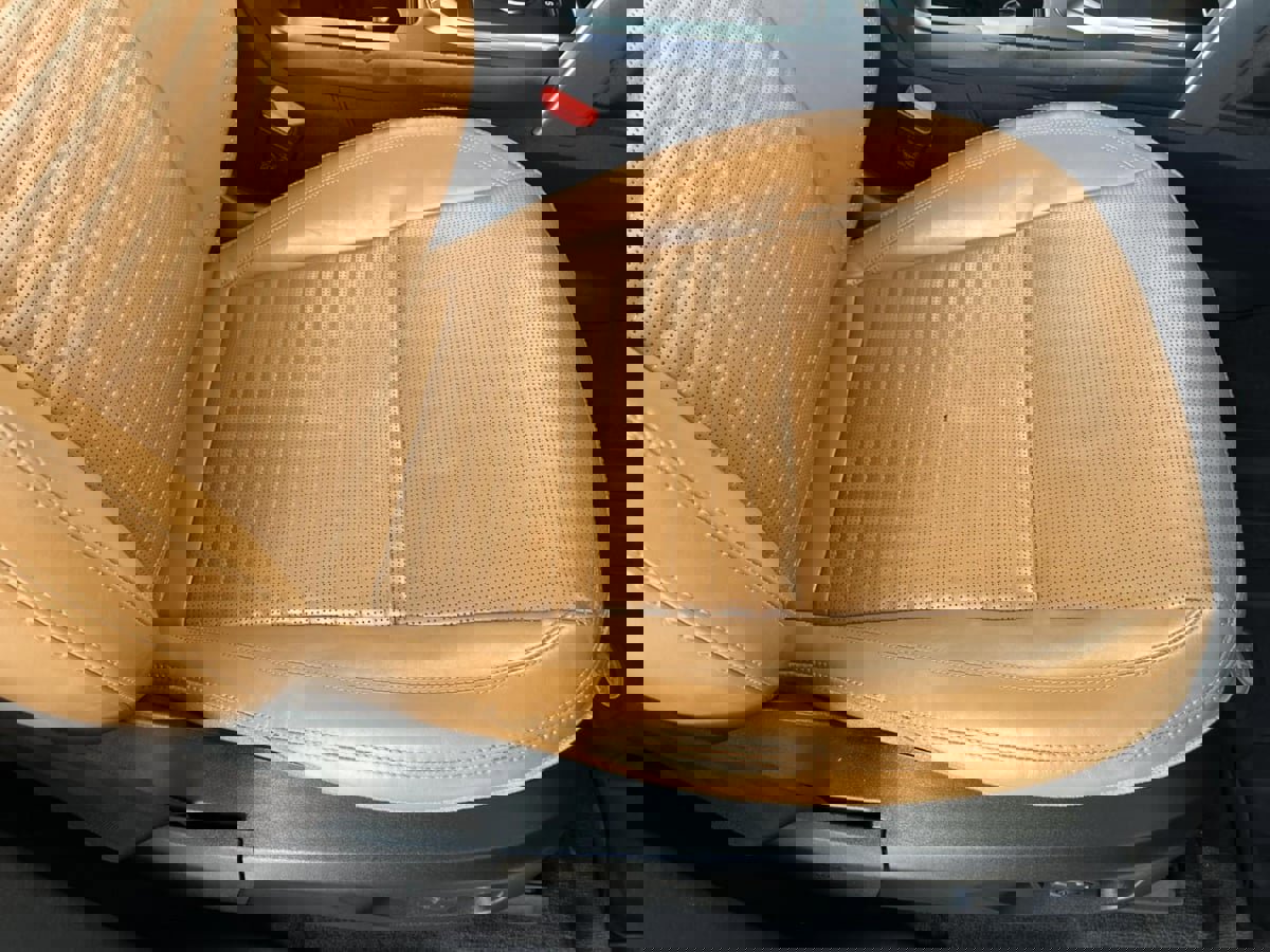 Used 2018 Land Rover Discovery Sport HSE Luxury AWD/4WD image 37