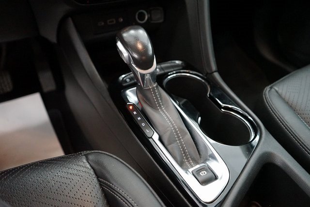 Used 2022 Buick Encore GX Essence image 36