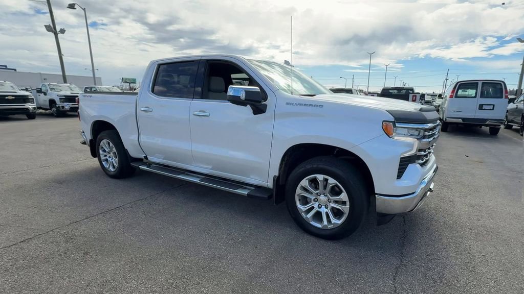 Used 2023 Chevrolet Silverado 1500 LTZ w/ LTZ Premium Package image 2