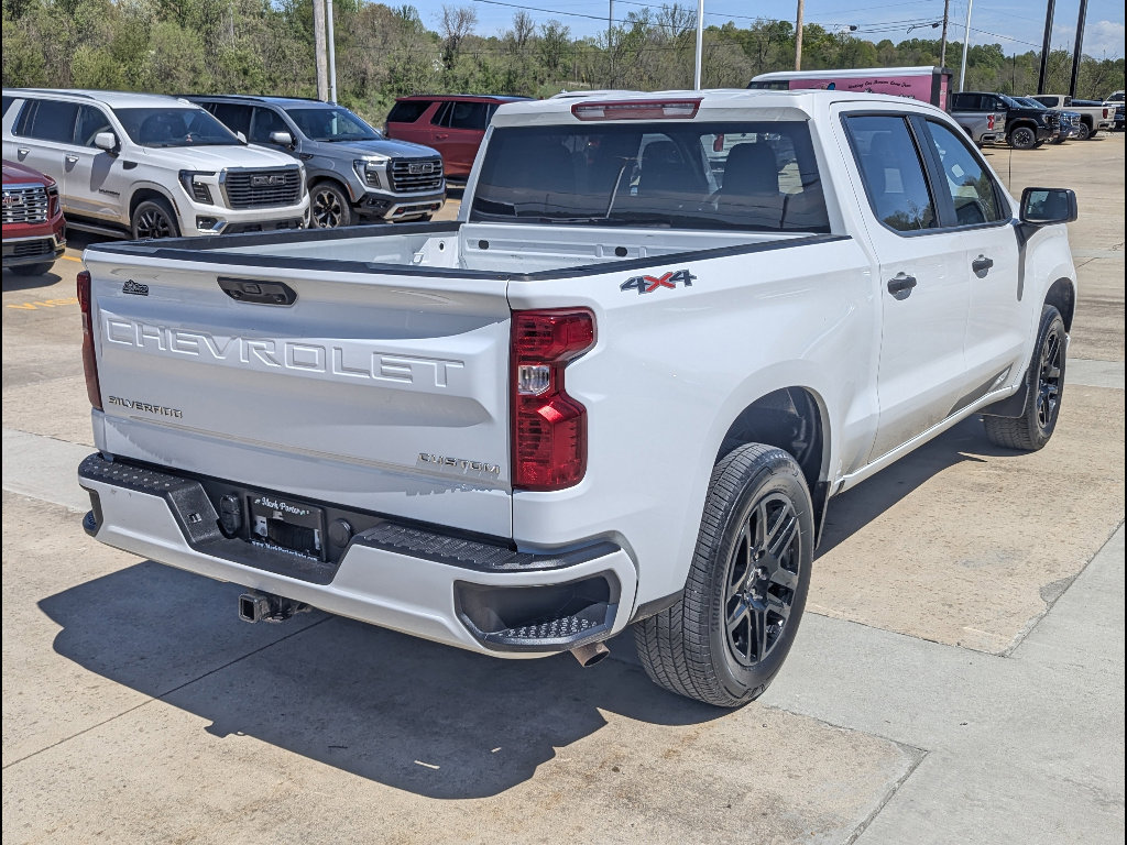 Used 2025 Chevrolet Silverado 1500 Custom AWD/4WD image 7