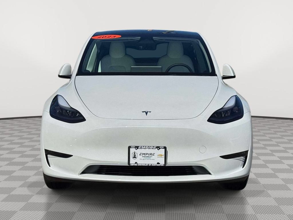 Used 2023 Tesla Model Y Long Range AWD/4WD image 2