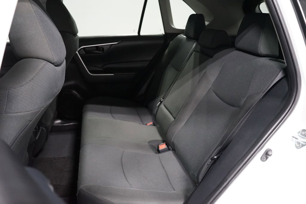 Certified 2025 Toyota RAV4 LE image 27