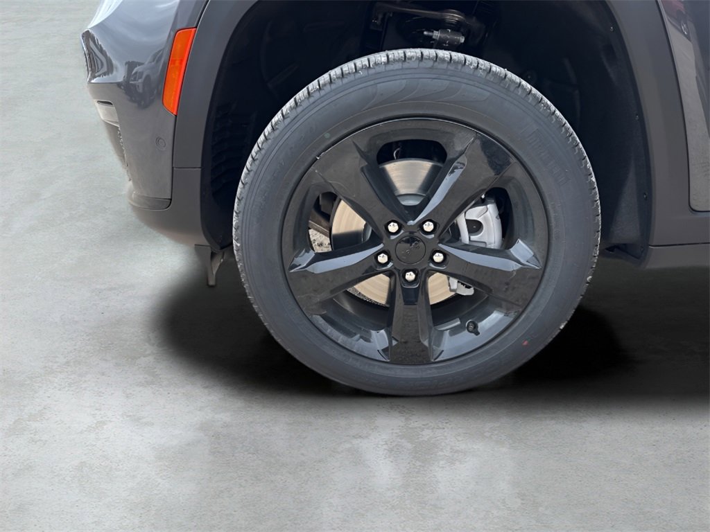 New 2025 Jeep Grand Cherokee L Limited image 37