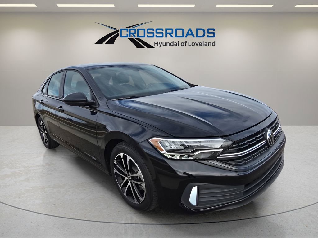 Used 2023 Volkswagen Jetta Sport image 7