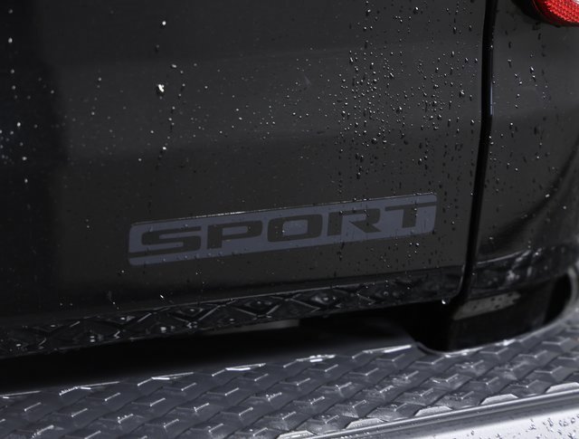 Used 2021 Jeep Gladiator Sport image 8