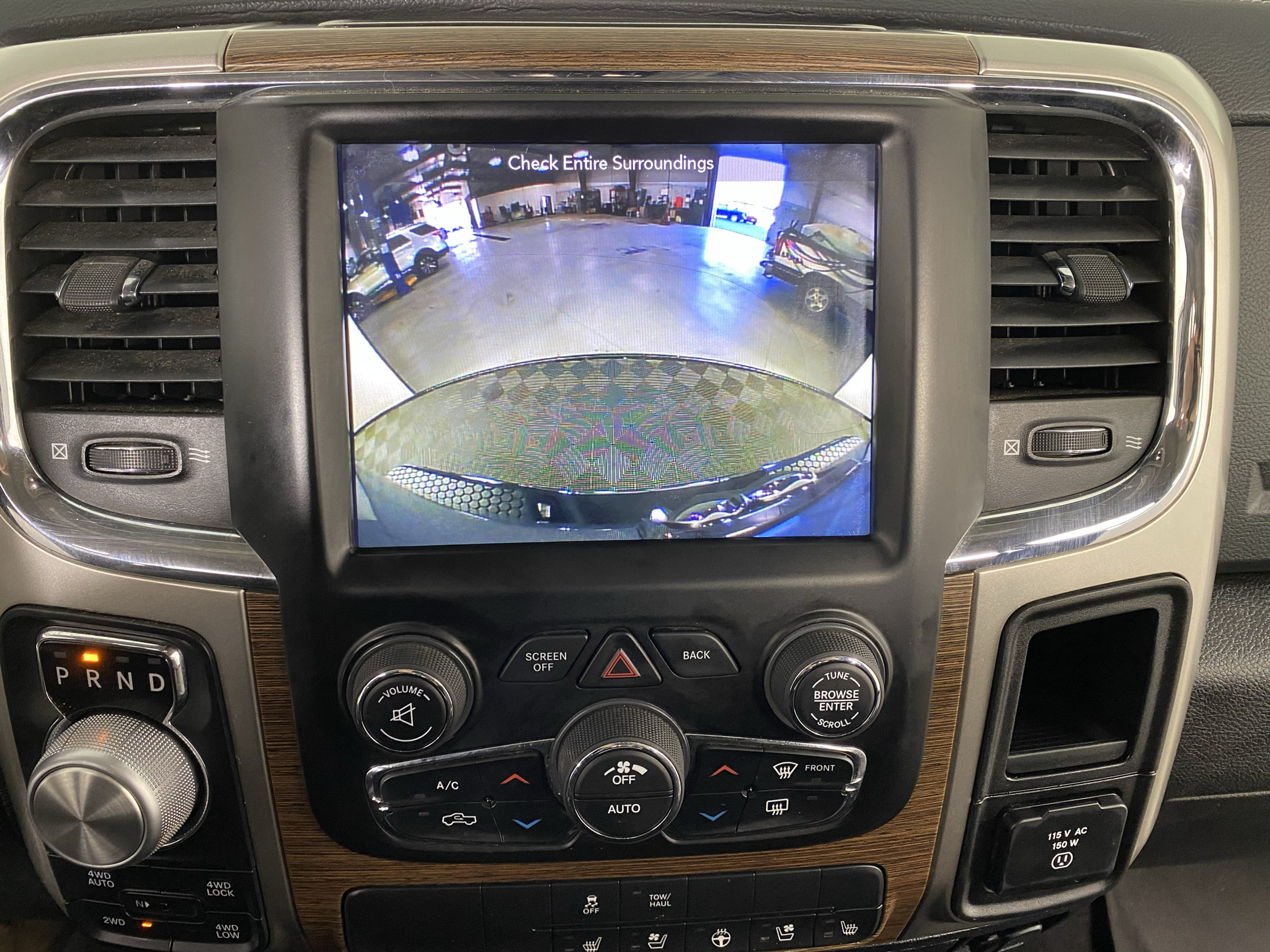 Used 2018 RAM 1500 Laramie w/ Convenience Group AWD/4WD image 21