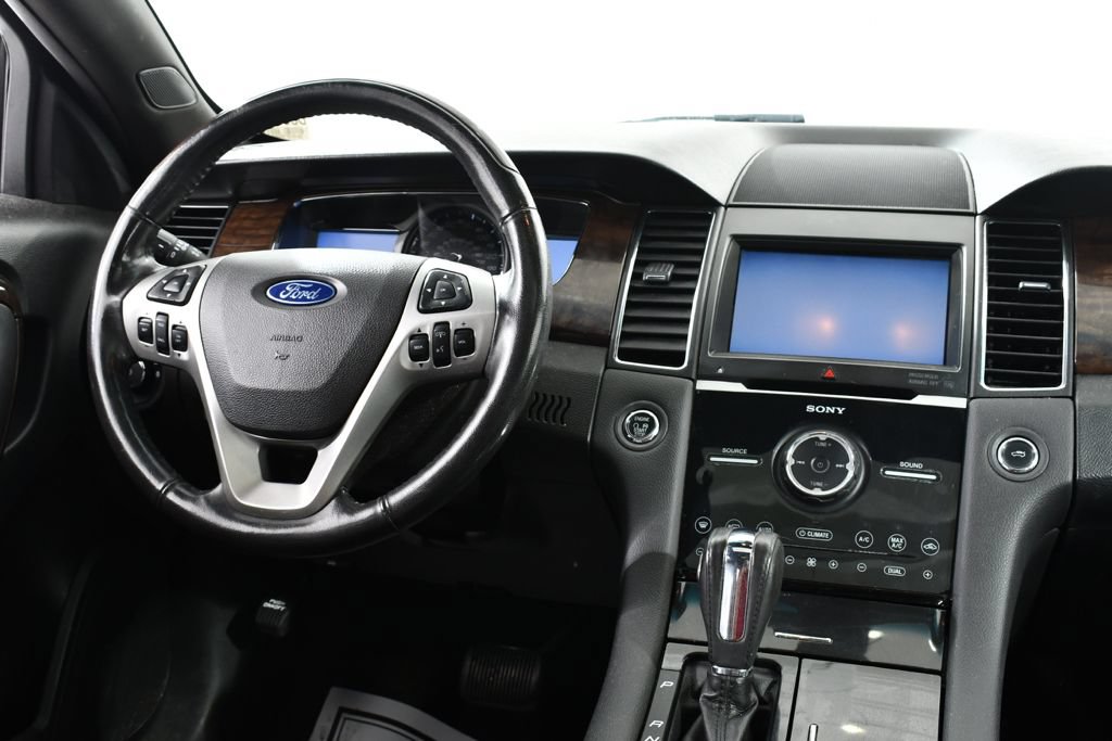 Used 2013 Ford Taurus Limited FWD image 8